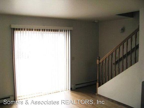 4th image of 163 Syracuse Ct