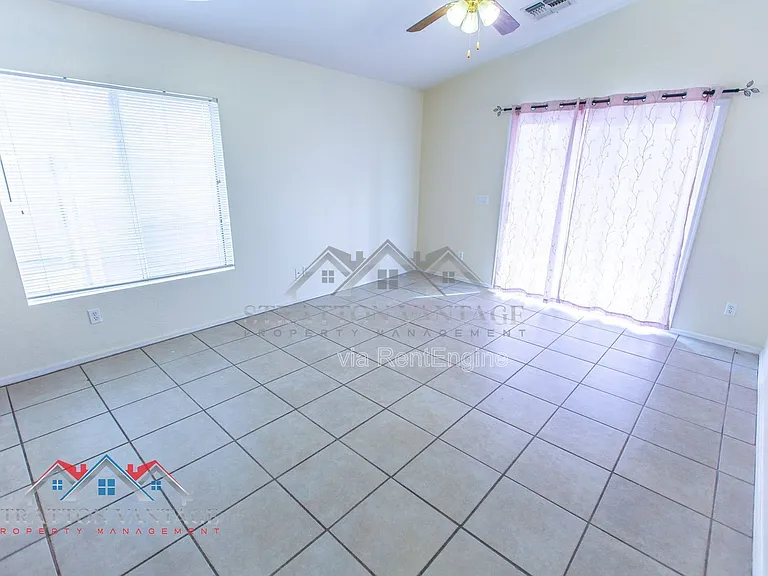 11801 W Paradise Dr — Photo 15