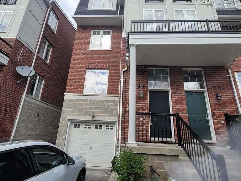 227 Dairy Dr — Photo 1