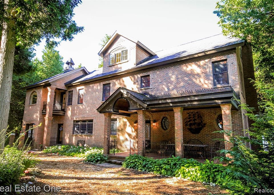 2796 Lake Shore Dr, Mackinac Island, MI 49757 MLS 20230029080 Zillow