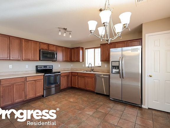 4th image of 3855 W Belle Ave