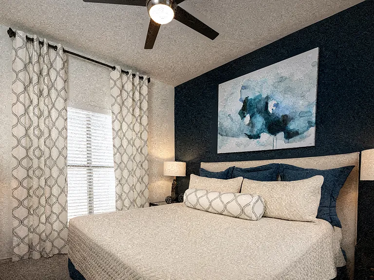 Ceiling fans in bedrooms and living room