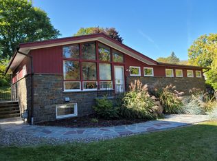 14 Upton Rd, Albany, NY 12208