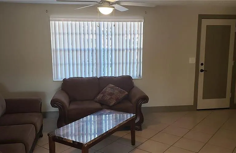 3445 Wiltshire Dr — Photo 2