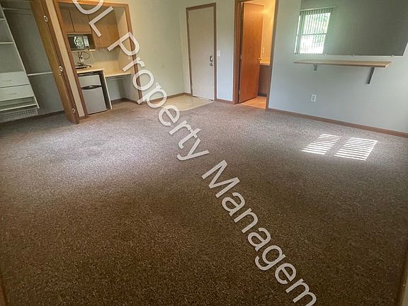 5th image of 1611 Ashman St #3