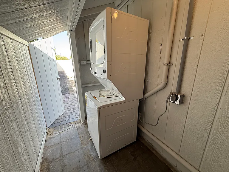 1509 E Roosevelt St #3 — Photo 7