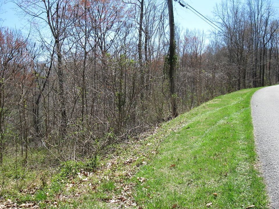 1st image of Hilltop Cir