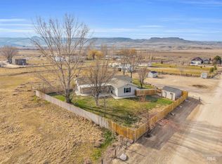 2852 Sagebrush Ln, Homedale, ID 83628