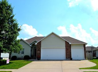 1307 SW 7th St, Oak Grove, MO 64075