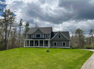88 Tolend Rd, Barrington, NH 03825