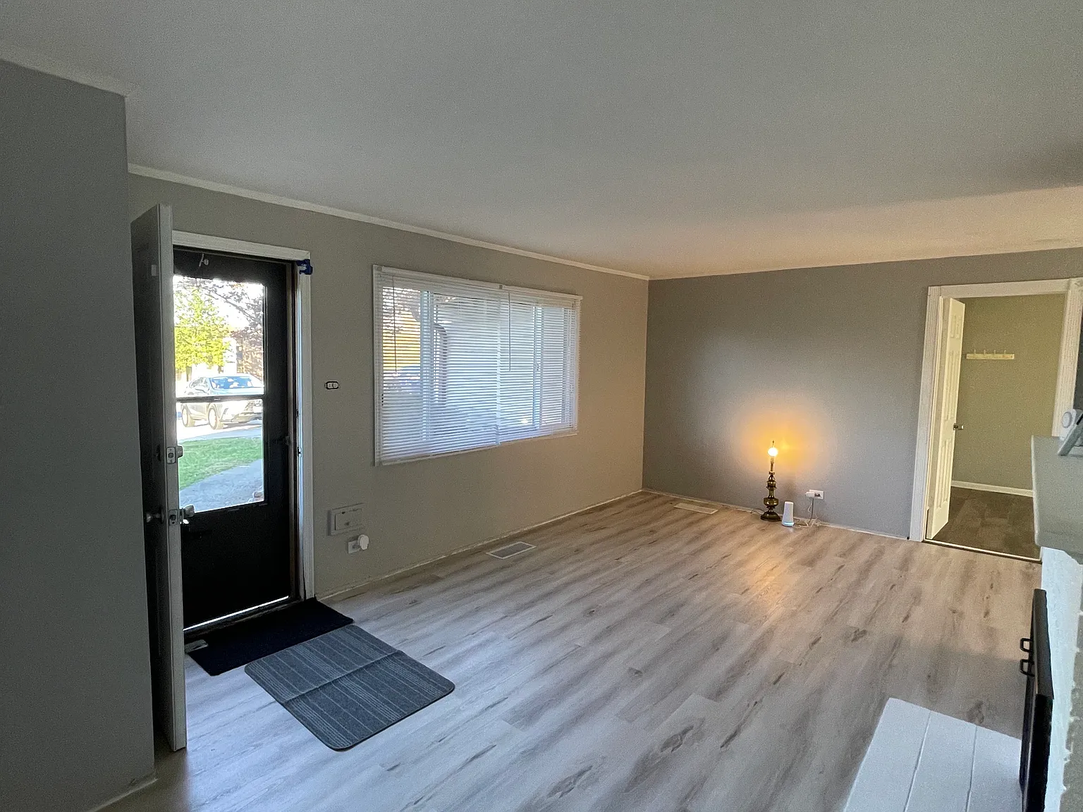 251 Sauk Trl — Photo 4