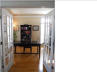5th image of 113 Silver Cypress Cir