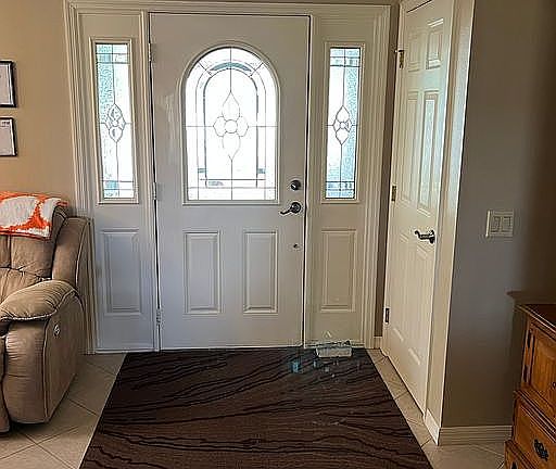 4th image of 27023 Roanoke Dr