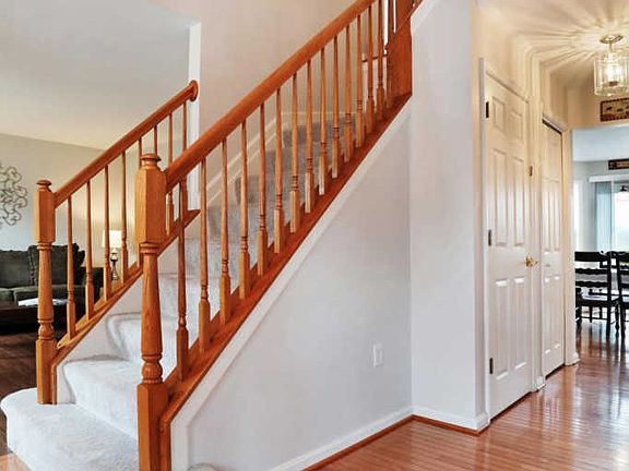 2nd image of 484 Fair Meadows Blvd