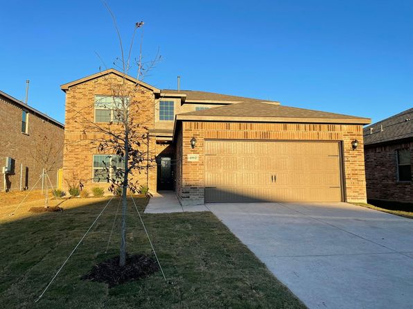 2112 Emma Ct