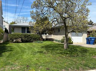 328 Oak Terrace Ave, Highwood, IL