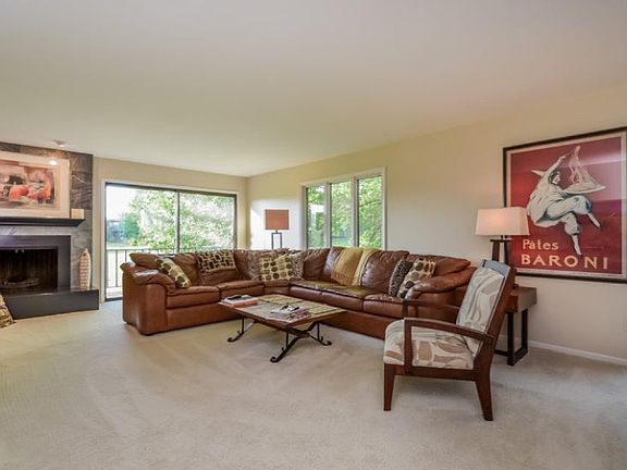 5th image of 6057 N Gatehouse Dr SE