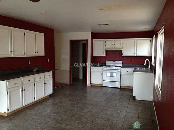 3rd image of 3127 Pocatello Peak Way