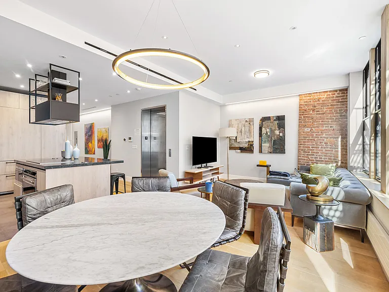 46 W 21st St #4 — Photo 8