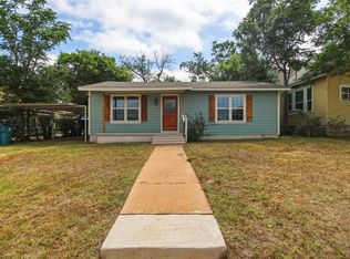 911 S Commercial Ave, Coleman, TX 76834