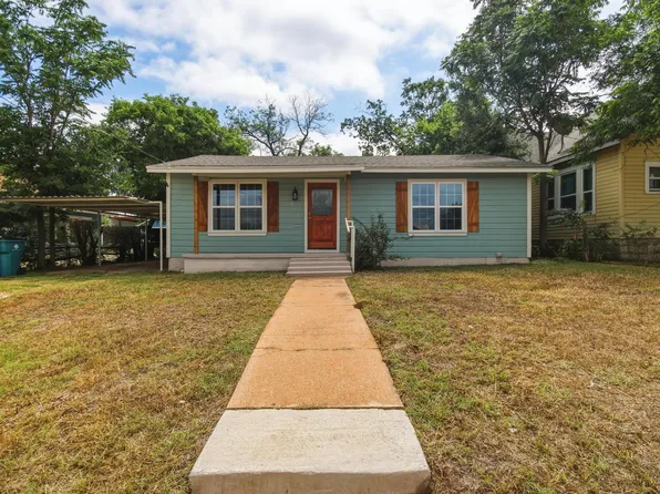 911 S Commercial Ave, Coleman, TX 76834