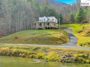 2507 Parker Eller Road, Lansing, NC 28643