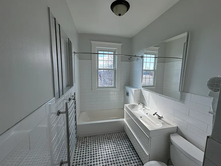 84 Tudor St #6 — Photo 9