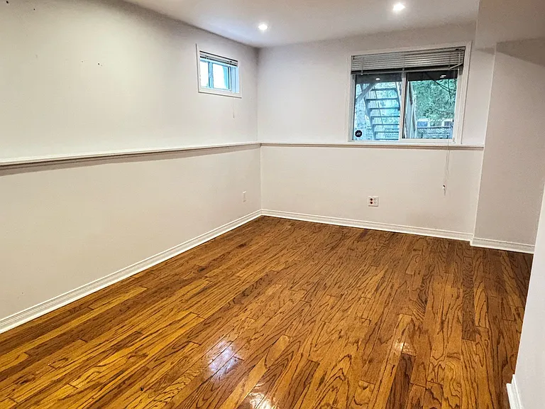 410 Clearmeadow Blvd #BSMNT — Photo 8