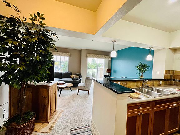 5th image of 1545 NW 57th St Unit 601