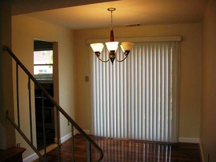 Dining Room w/ Hardwood