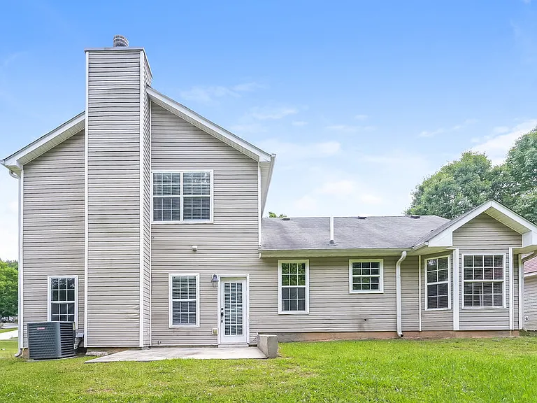 4063 Percheron Ln — Photo 16