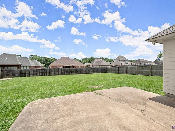 4th image of 4058 Driftwood Dr