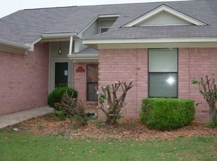 5945 Carmel Dr, Montgomery, AL 36117