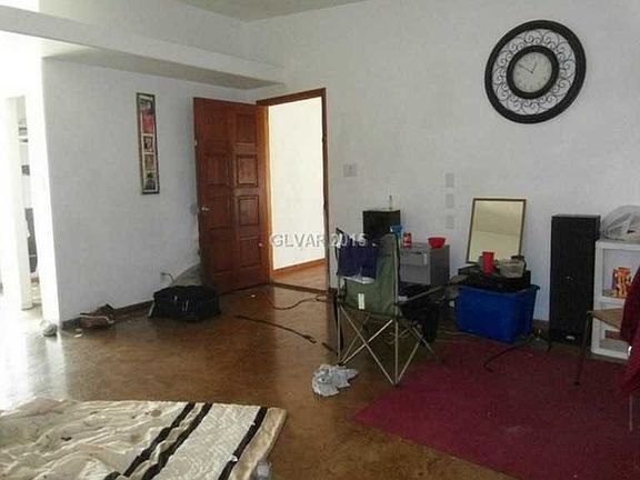 4th image of 3625 Beeson Ct