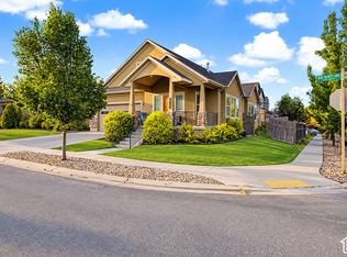 3829 E Rose Hearty Ln, Eagle Mountain, UT 84005