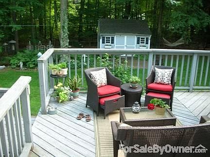 Deck and Shed
						:
						2 Tier Deck ~ 500 sq-ft