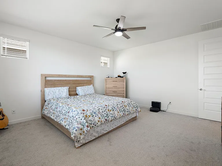 3110 E Hayfield Way — Photo 12