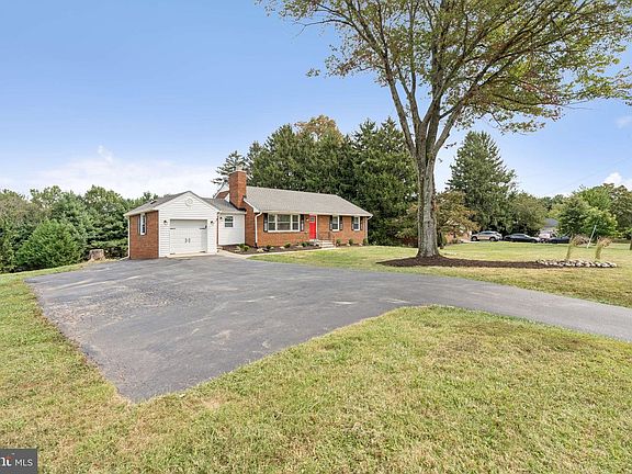 2nd image of 1804 Briggs Chaney Rd