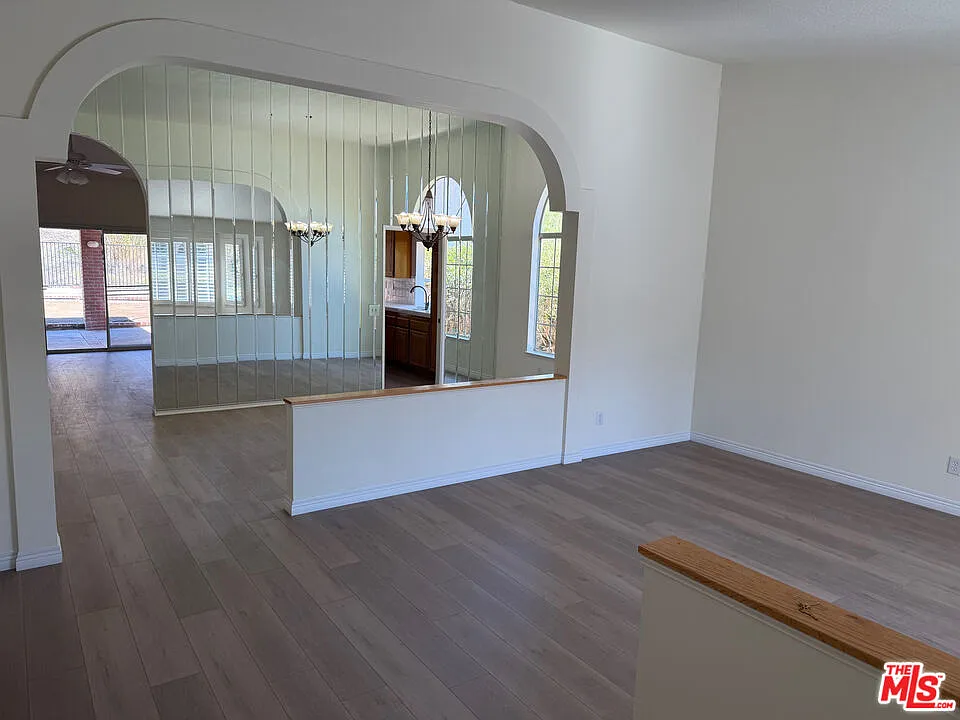 3 bed, 2.0 bath, 1767 sqft, $3,600 — Photo 3