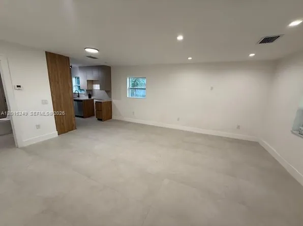 328 NE 57th St, Miami, FL 33137