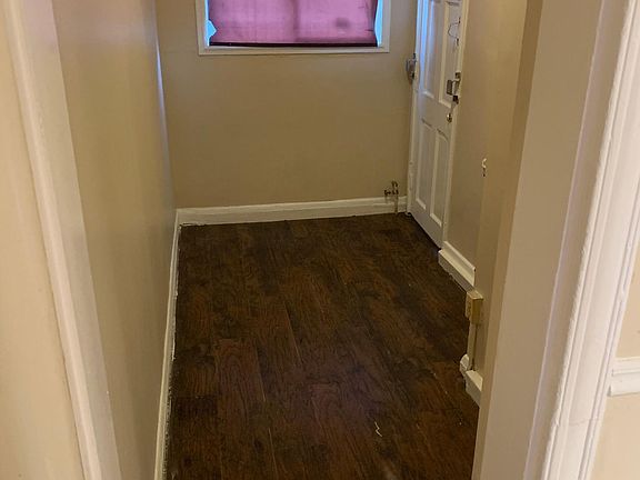 Laundry Room with Washer/Dryer hook up