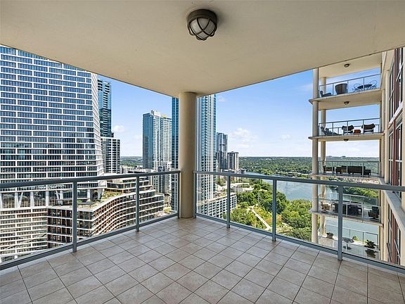 3rd image of 98 San Jacinto Blvd #2404