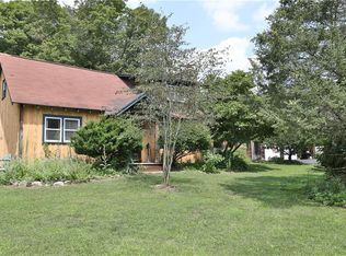 30 Besaw Rd, Phoenix, NY 13135