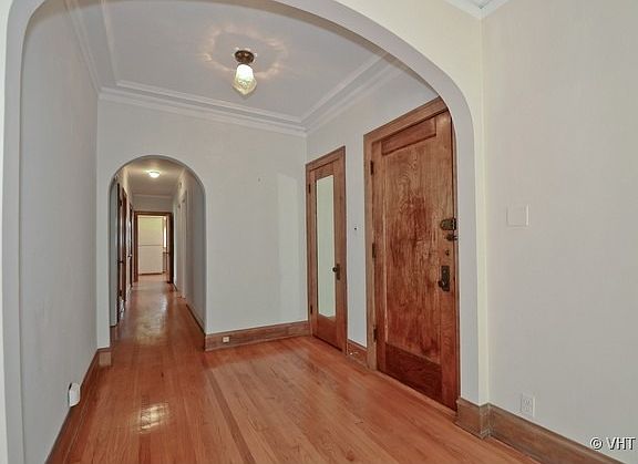 2nd image of 6430 N Lakewood Ave