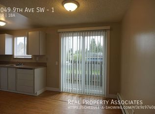 9049 9th Ave SW APT 1, Seattle, WA 98106