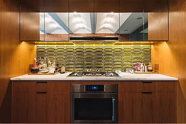 Rented by Gulia Wang, LREB