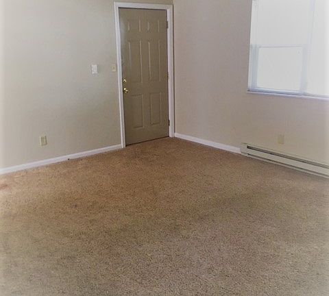3rd image of 900 S 4th Street # First Floor