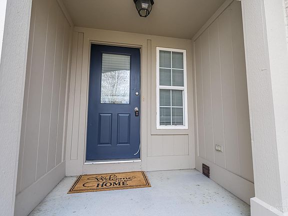 4th image of 4025 Fieldsedge Dr