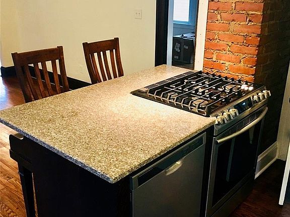 3rd image of 3834 W 162nd St