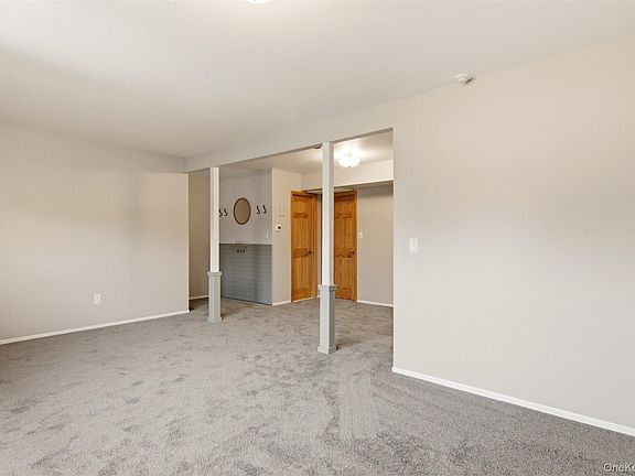 5th image of 58 Bailey Court #58